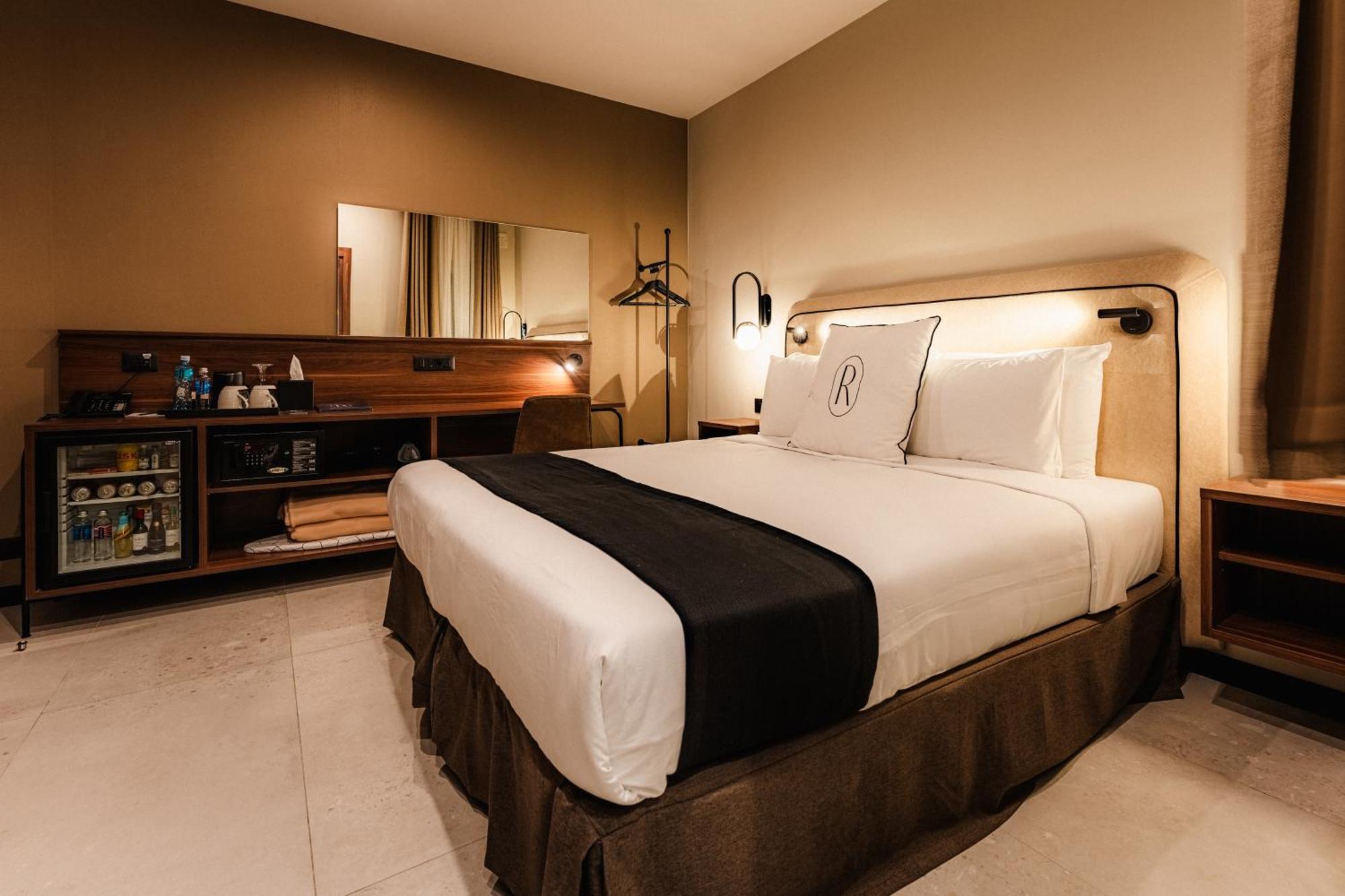 Royale Sainte Helene Boutique Hotel Birkirkara ภายนอก รูปภาพ